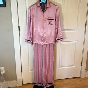 Victoria Secret Brushed Back Satin Pajama Set NWT Mauve/Pink Medium